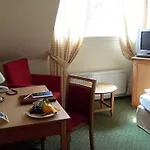 Parkhotel Bilm Im Glueck Am Stadtrand Hannovers מלון זנדה