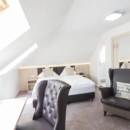 Parkhotel Bilm Im Glueck Am Stadtrand Hannovers 4* זנדה