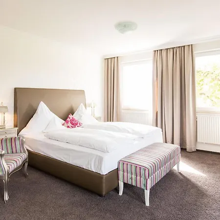 Parkhotel Bilm Im Glueck Am Stadtrand Hannovers 4*