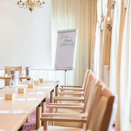 Otel Parkhotel Bilm Im Glueck Am Stadtrand Hannovers