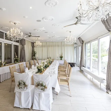 Parkhotel Bilm Im Glueck Am Stadtrand Hannovers 4*