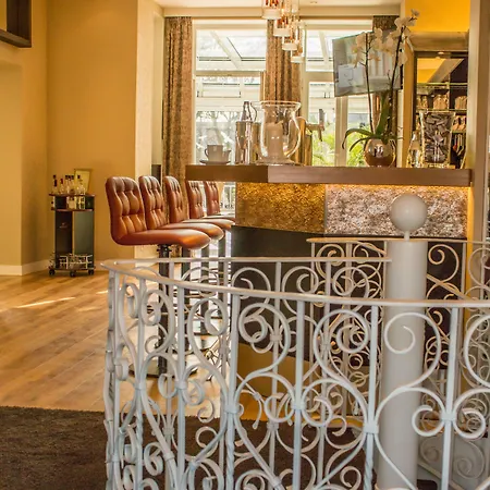 Parkhotel Bilm Im Glueck Am Stadtrand Hannovers זנדה