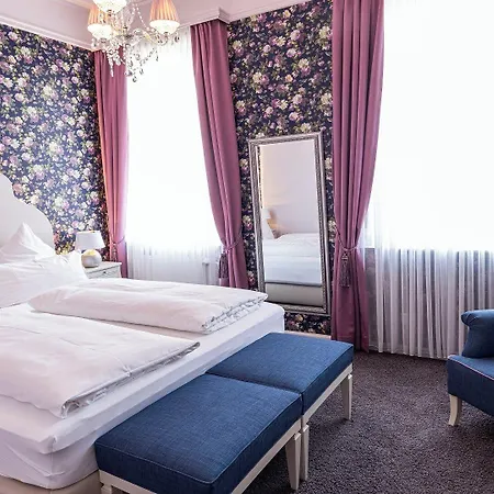 מלון Parkhotel Bilm Im Glueck Am Stadtrand Hannovers 4*