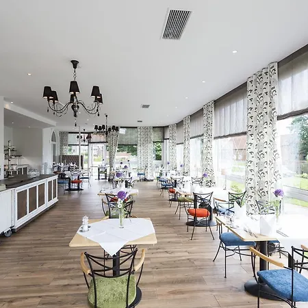 מלון Parkhotel Bilm Im Glueck Am Stadtrand Hannovers זנדה