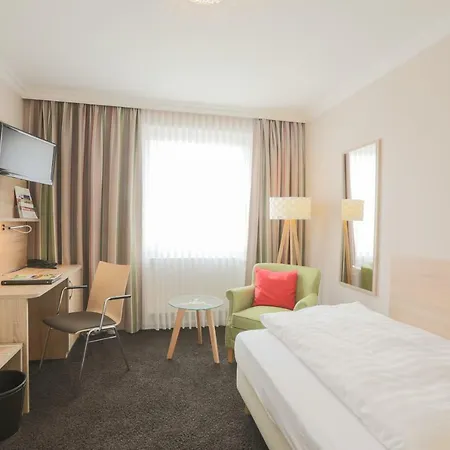Parkhotel Bilm Im Glueck Am Stadtrand Hannovers מלון זנדה
