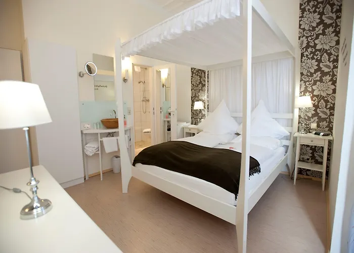 Parkhotel Bilm Im Glueck Am Stadtrand Hannovers Отель 4*