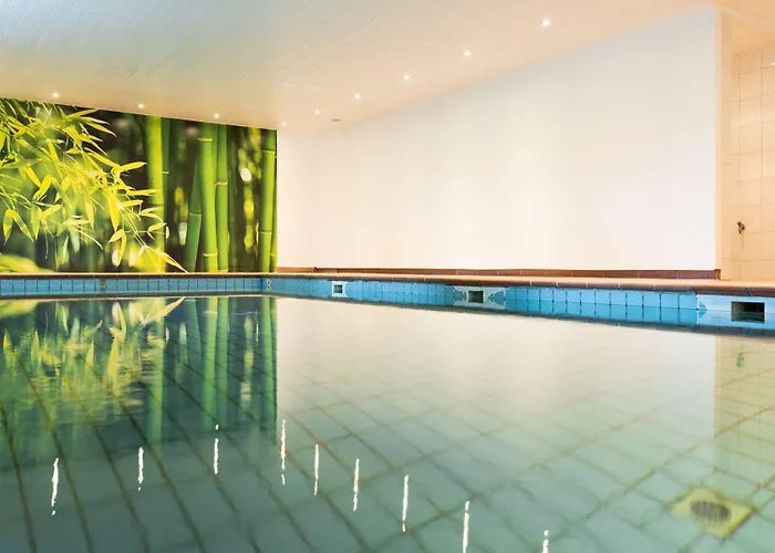 Отель Parkhotel Bilm Im Glueck Am Stadtrand Hannovers 4*